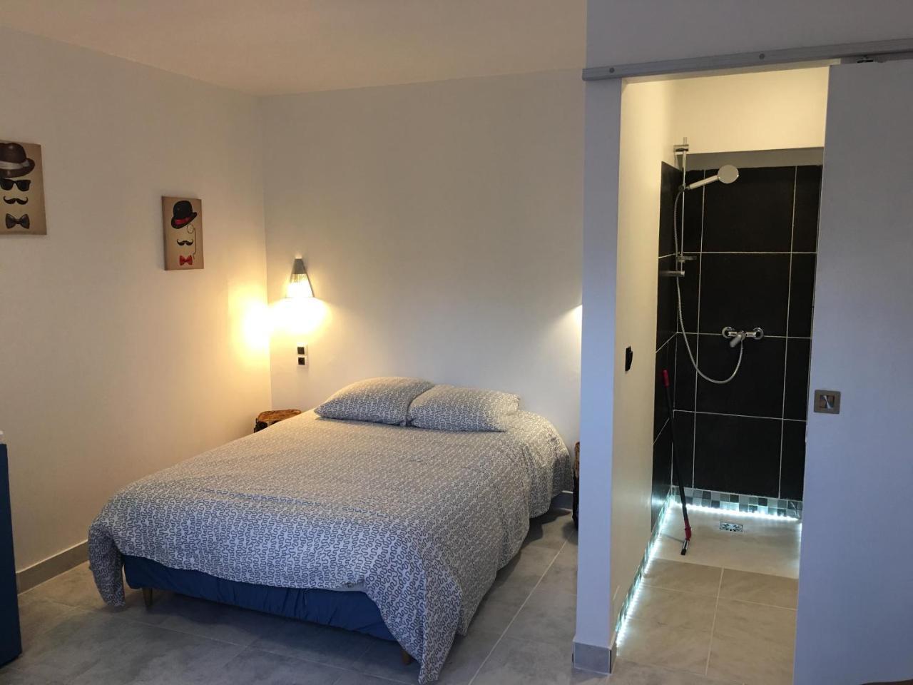 Le Gite Pien Wignehies Exterior foto